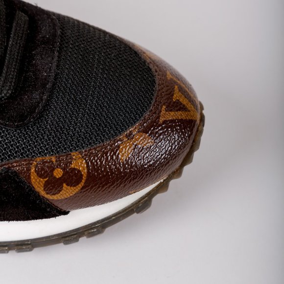 Louis Vuitton Black and Gold Women's Sneakers - Picture 7 of 10